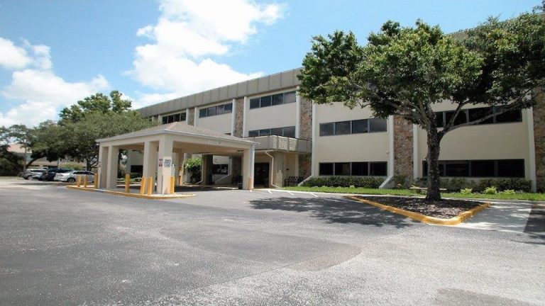 FOR LEASE - Offices - Pinellas Professional Center 7800 66th St N ...